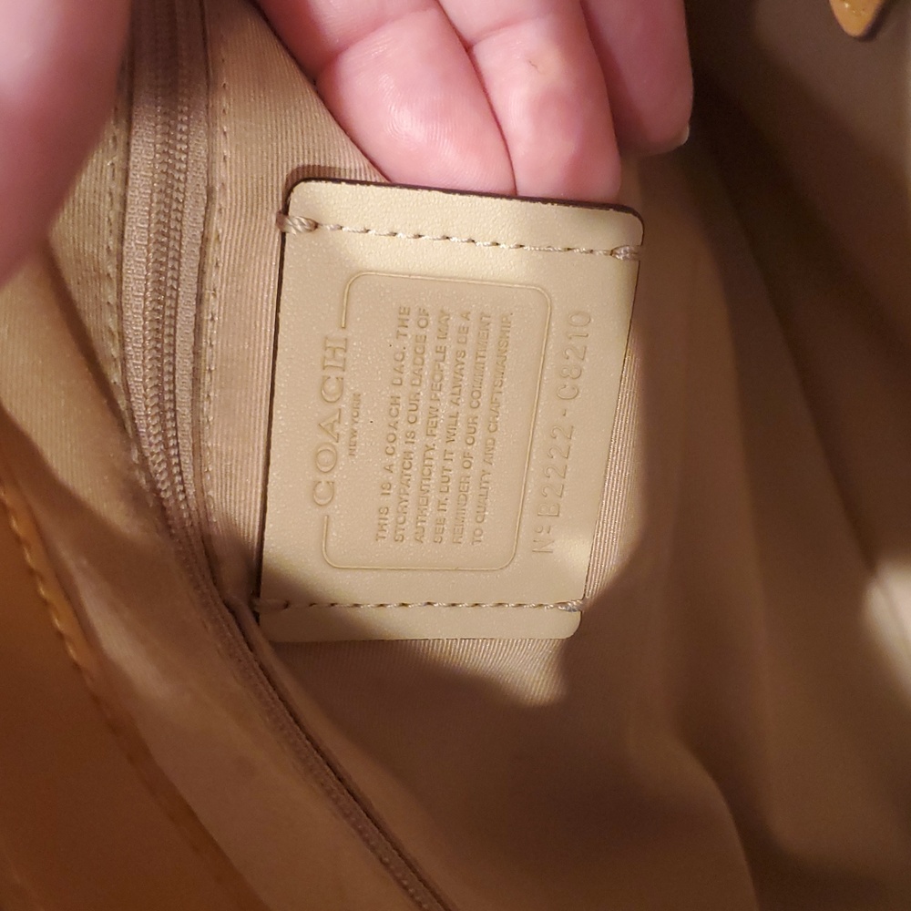 Like NEW Coach Belted Colorblock Lane Carryall Bag - Picture 12 of 13